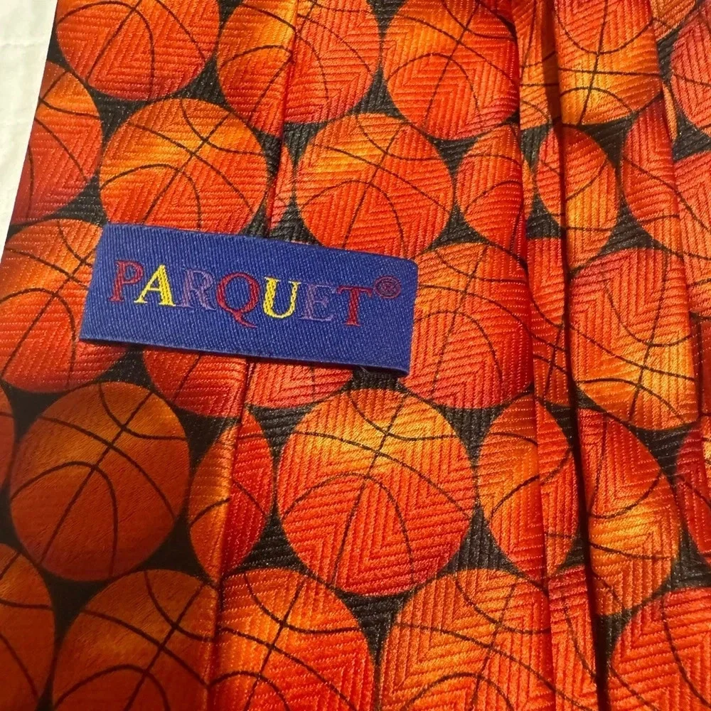 Parquet basketball tie